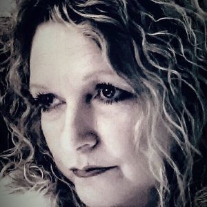 Meet your Posher, Joyce